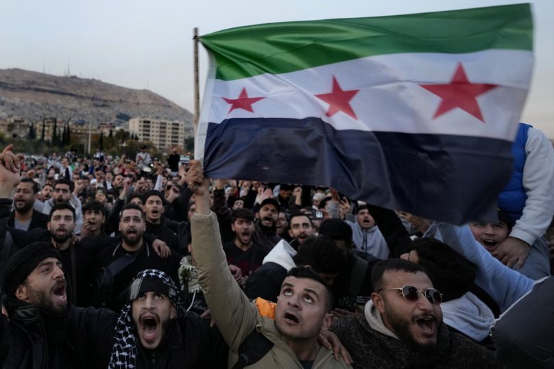 شادی سوری‌ها در دمشق پس از سقوط بشار اسد