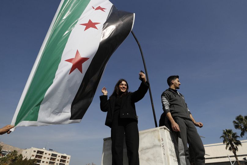 Drapeau de la révolution syrienne à Alep, Syrie, le 9 décembre 2024.