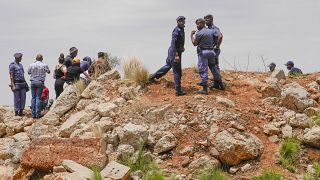 Afrique du Sud : la police poursuit la traque des mineurs illégaux