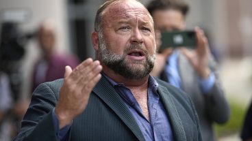 Judge rejects sale of Alex Jones’ Infowars to satirical outlet The Onion 