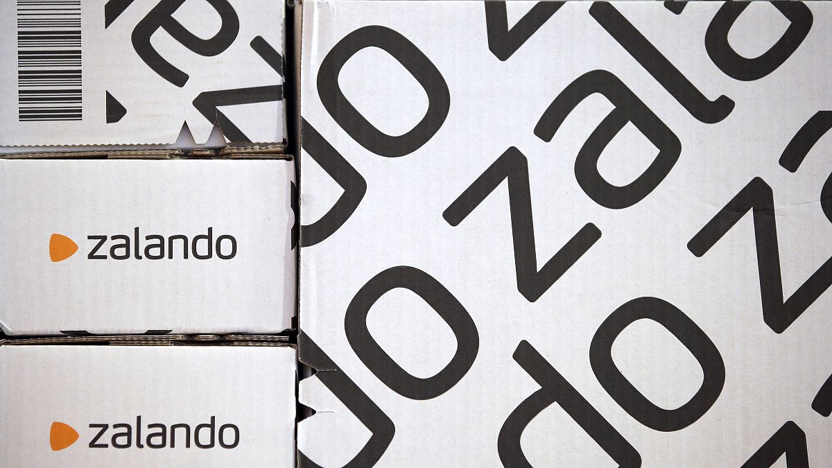 Bekebelezi riválisát a német Zalando: az About You divatcég 1,1 milliárd euróért fog elkelni