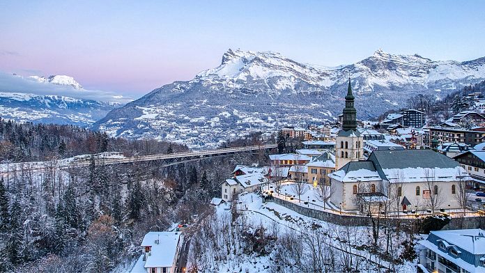 La storia di due montagne? Le stazioni sciistiche tradizionali combattono l'ecoturismo tutto l'anno nelle Alpi 1 696x392 cmsv2 b4c45f17 ed4f 5c3c 90fb 1bbdb9e373cb 8906968