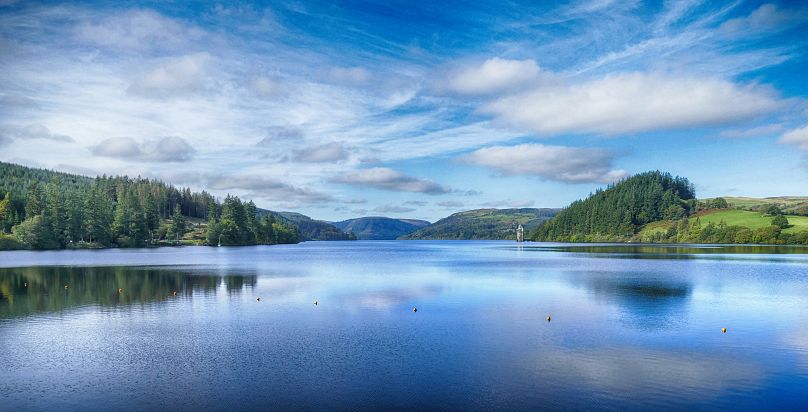 El lago Vyrnwy en Powys, Wales