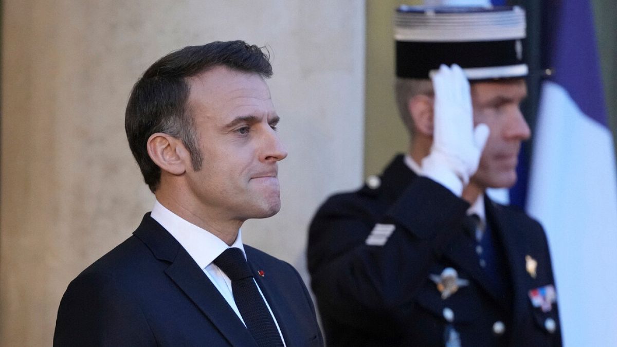 France's Macron set to name new PM: Which names are circulating?