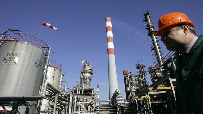 Vučić: sanzioni Usa alla principale compagnia petrolifera della Serbia per rapporti con Mosca
