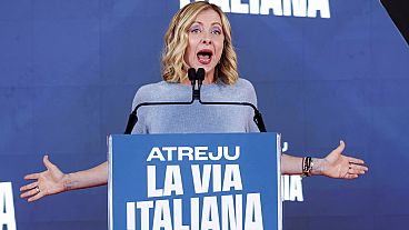 Die italienische Ministerpräsidentin Giorgia Meloni spricht auf dem Atreuj-Festival in Rom, 15. Dezember 2024