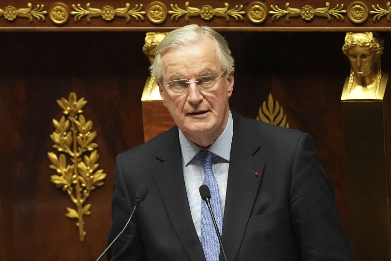 L'ex-Premier ministre français Michel Barnier s'adresse à l'Assemblée nationale avant le vote d'une motion de censure, le mercredi 4 décembre 2024 à Paris.