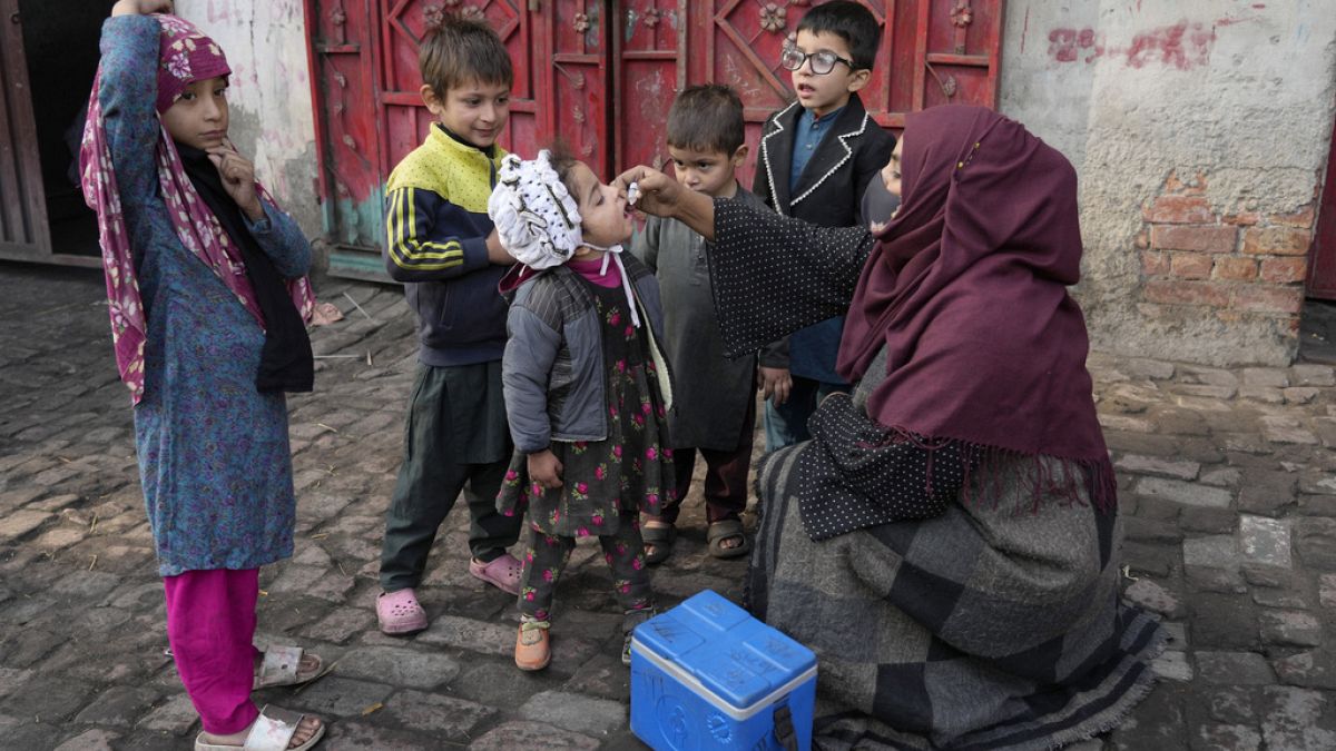 Pakistan begins final polio vaccination campaign of the year amid uptick in cases and insecurity