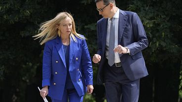 Polens Ex-Ministerpräsident Mateusz Morawiecki und die italienische Regierungschefin Giorgia Meloni