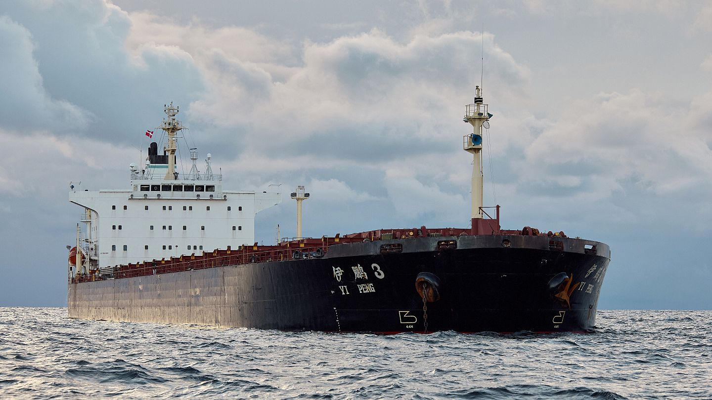Four EU countries inspect Chinese vessel after undersea cables ruptured in  November | Euronews