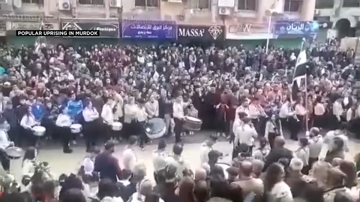 الآلاف يحتشدون بمهرجان "النصر" في السويداء بعد انهيار حكم الأسد
