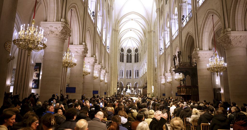 Notre Dame Cathedral celebrates first Christmas Day Mass since fire