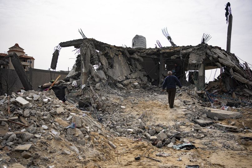 منزل دمر في غارة إسرائيلية على رفح، قطاع غزة، يوم الثلاثاء، 26 مارس، 2024.
