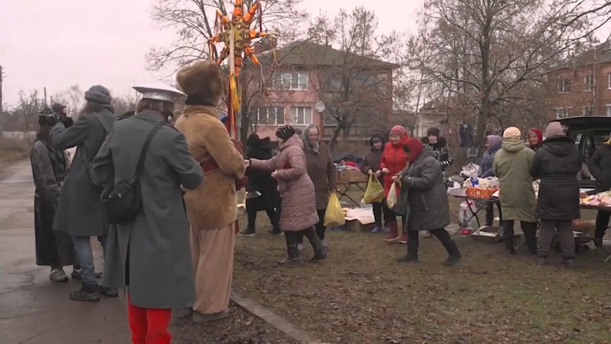 Ukrainians sing carols, give performances, spread festive spirit in areas once occupied by Russia