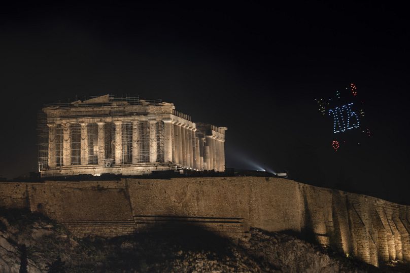 Celebración silenciosa en Atenas