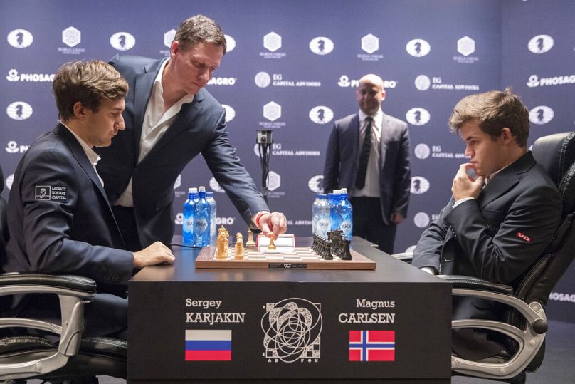 Peter Thiel a sakkvilágbajnok Magnus Carlsen társaságában, New York, 