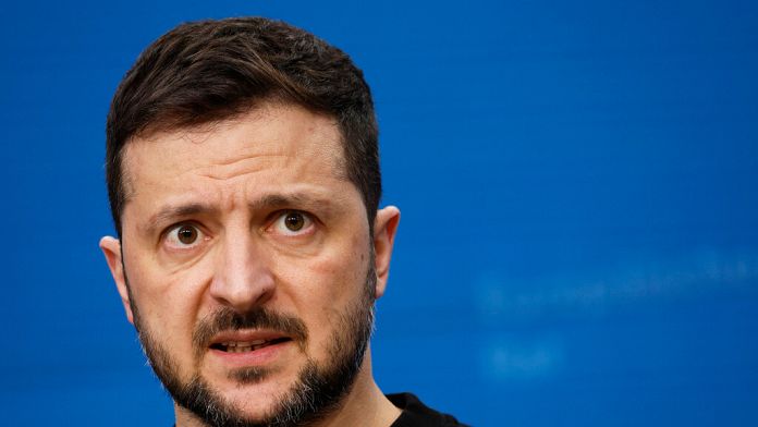 Zelensky: "L'Ucraina continuerà a inviare aiuti umanitari in Siria"