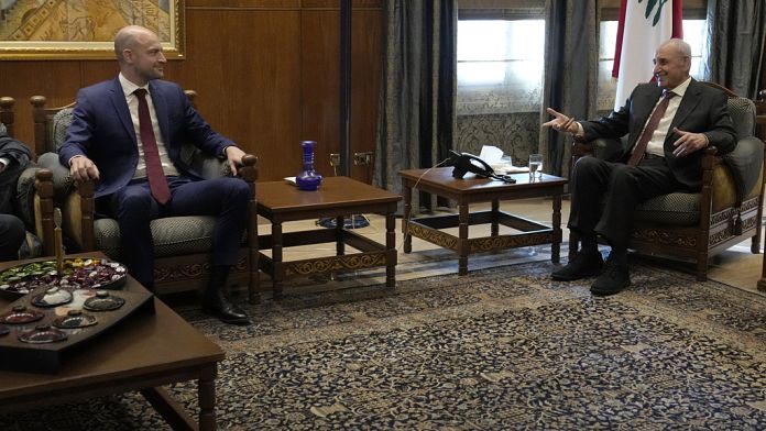 Libano, Nabih Berri e Jean-Noël Barrot si incontrano per discutere del cessate il fuoco