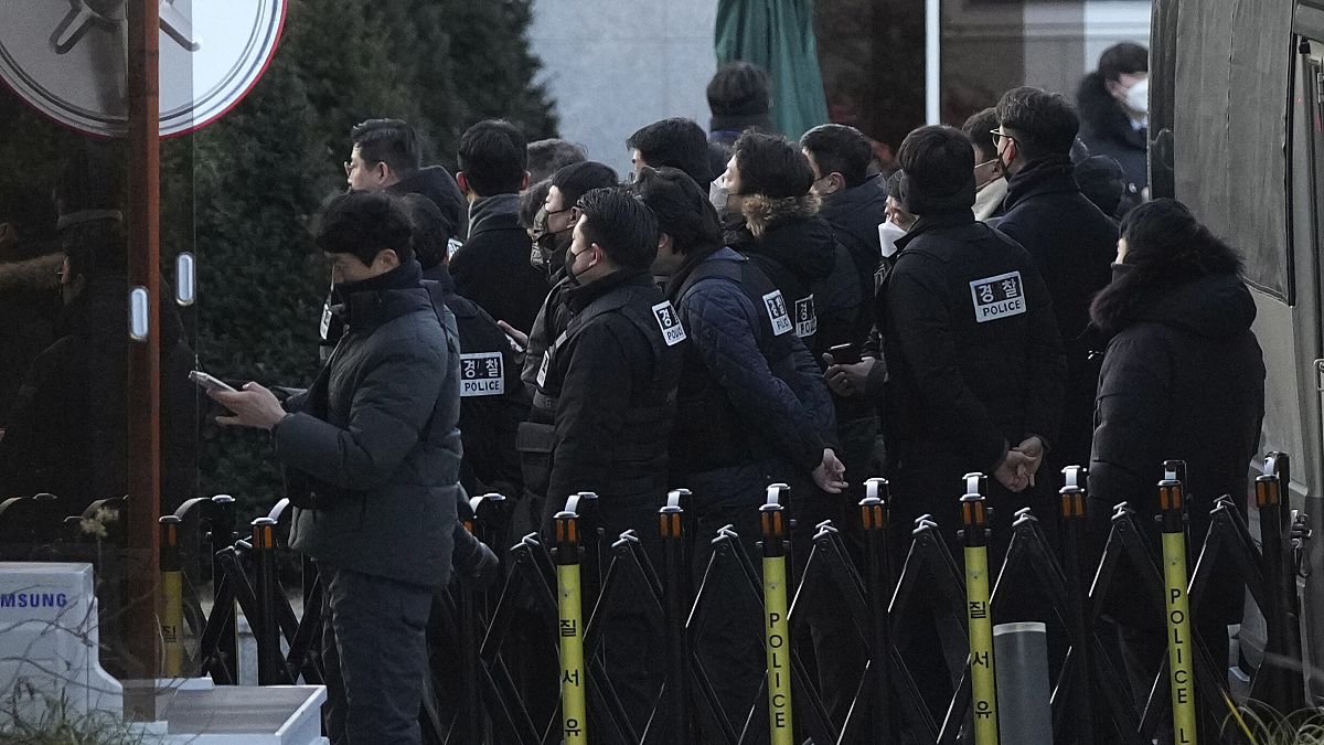 Standoff in Seoul as officers attempt to enter presidential residence to arrest Yoon