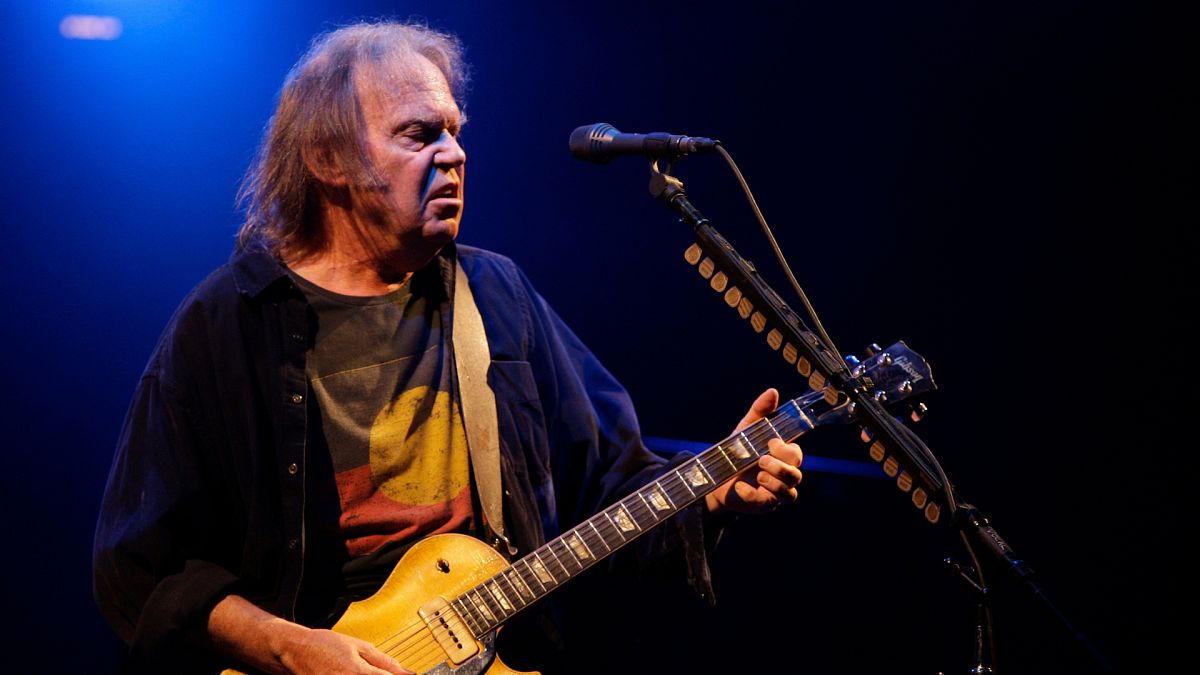 Neil Young is now confirmed as Glastonbury headliner?