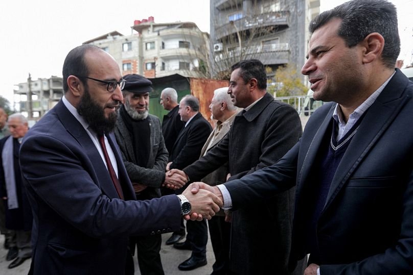 Al-Waisi a damaszkuszi kormány új tagjaival