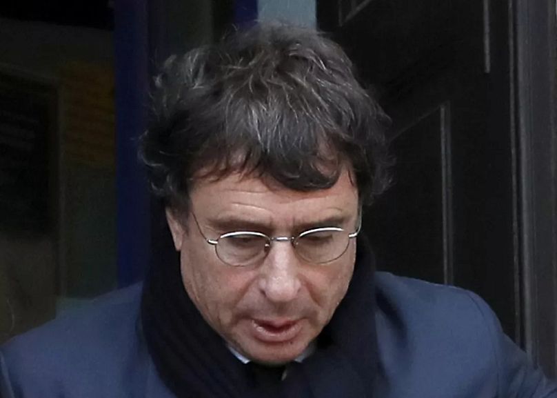 Der Geschäftsmann Alexandre Djouhri verlässt eine Polizeistation in London, Dienstag, 16. Januar 2018. 