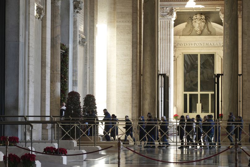 Basilique Saint-Pierre, Vatican, 24 décembre 2024.