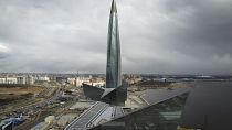 Vista de la torre empresarial Lakhta Centre, sede del monopolio gasístico ruso Gazprom en San Petersburgo, Rusia, el 27 de abril de 2022.