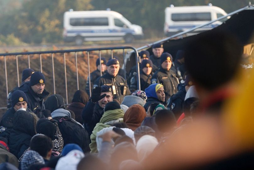 Szerbia felől érkező menekültek Horvátországban, 2015 októberében