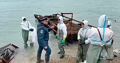 Russian taskforce arrives in Krasnodar as oil spill from tankers in ...
