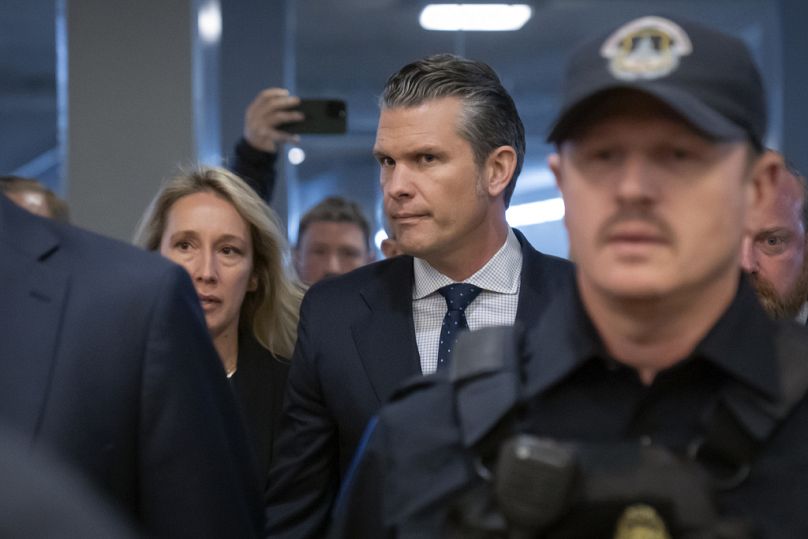 Pete Hegseth és felesége a Kongresszusban, 2024 december 4.
