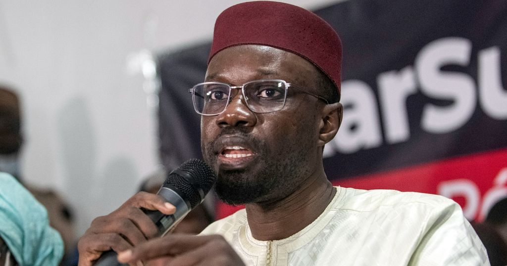 Sénégal : Ousmane Sonko s'inquiète d'une "crise financière alarmante"