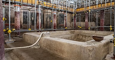 Pompeii archaeologists find 'once-in-a-century' private spa complex ...