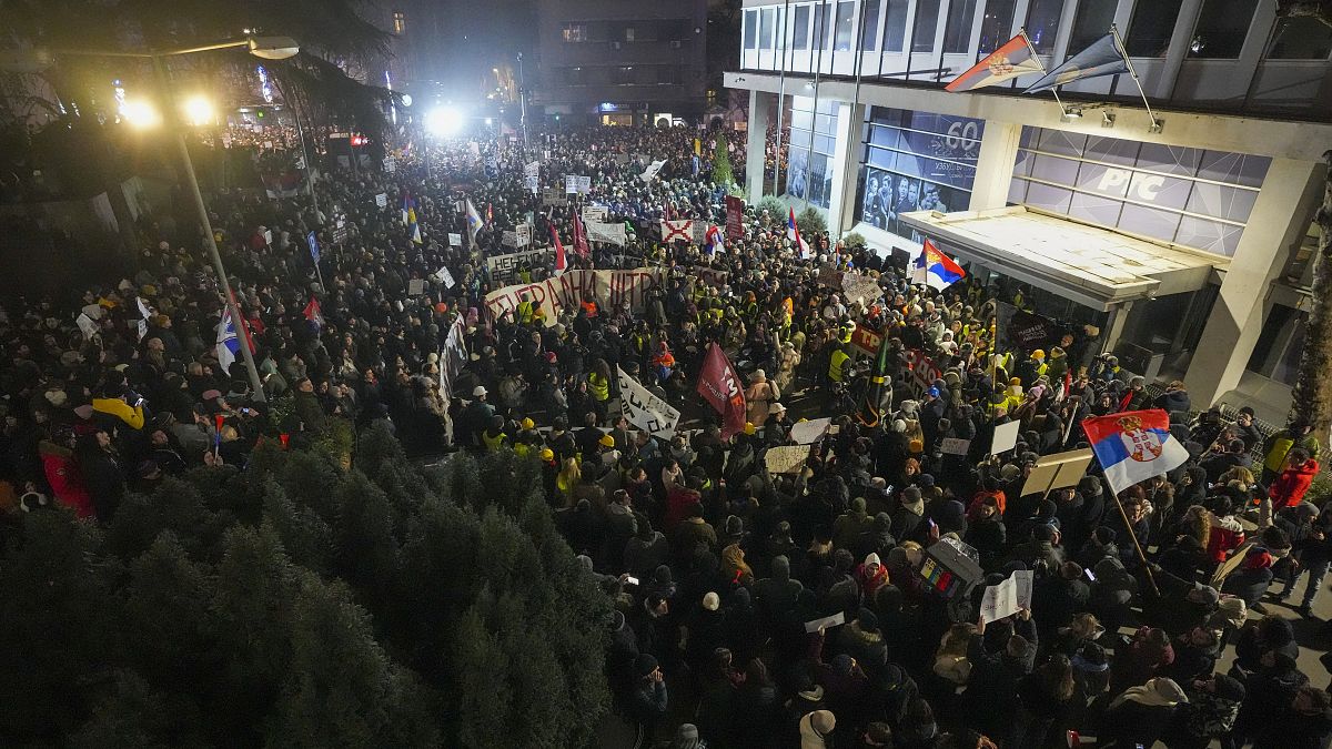 Thousands protest outside Serbia's state TV accusing it of pro-government bias
