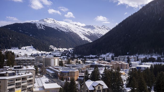 Global leaders gather in Davos to tackle economic and technological challenges