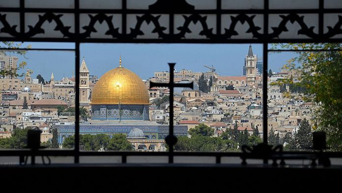 Voli per Israele: tutte le compagnie aeree europee riprendono i servizi per Tel Aviv e quando inizieranno 1 696x392 cmsv2 c0df9411 fac2 5ee8 81e4 64949ad06ab2 8991706