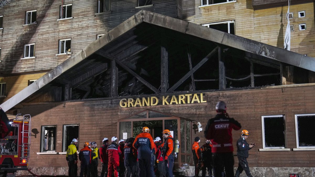 Facianın yaşandığı Grand Kartal Otel'den açıklama: 'Yangın nedeniyle  yastayız' | Euronews