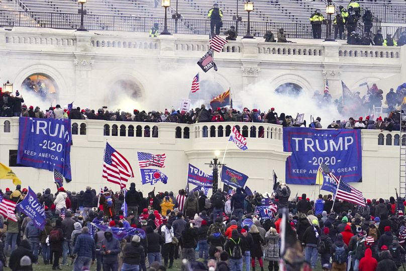 Des émeutiers au Capitole des États-Unis le 6 janvier 2021, à Washington.