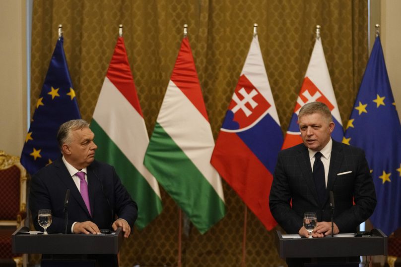 A magyar és szlovák kormányfő kedden közösen állították: az Európai Unió a háborút finanszírozza.