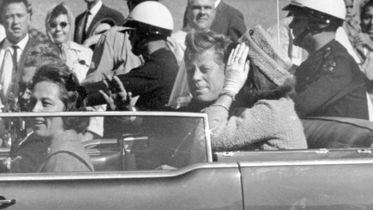 Trump elrendelte a Kennedy-gyilkosság aktáinak nyilvánosságra hozatalát
