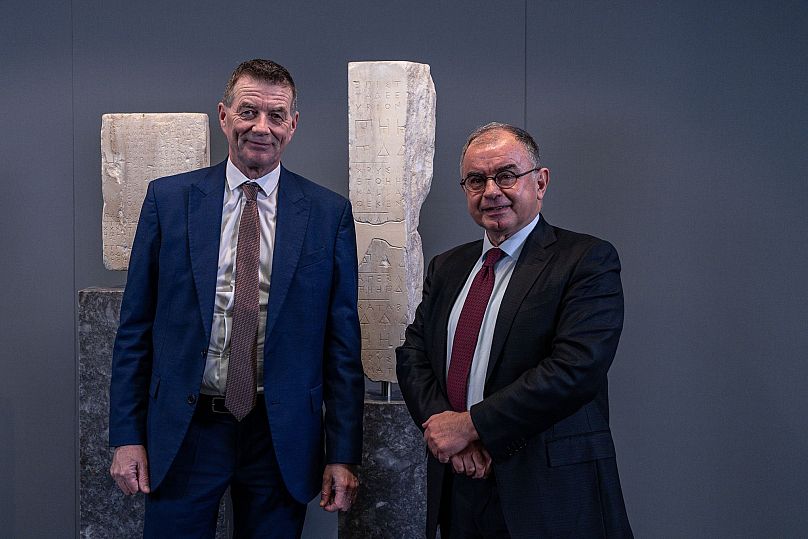 O Πρόεδρος του Ευρωπαϊκού Ελεγκτικού Συμβουλίου Τόνι Μέρφι και ο Νικόλαος Μηλιώνης που είχε την πρωτοβουλία. 