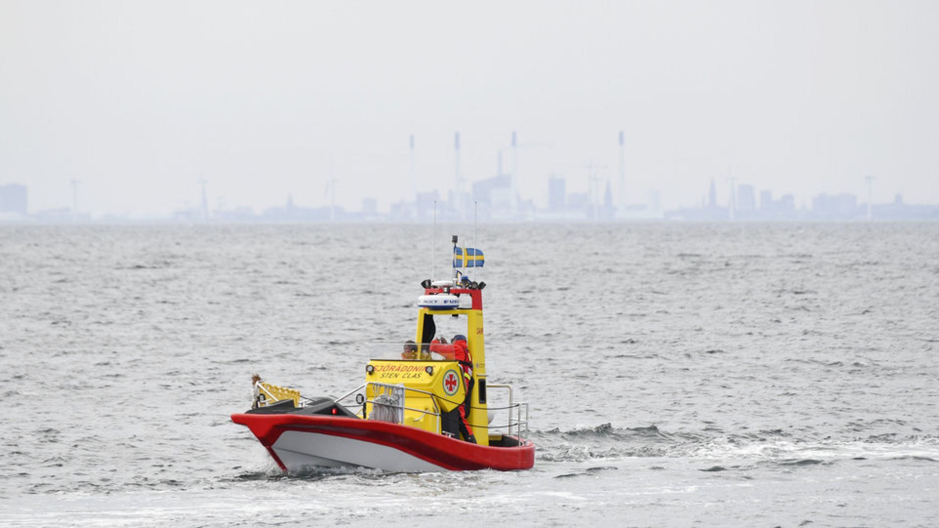 NEW RUSSIAN TERROR AGAINST SWEDEN AND LATVIA — “Resilience and security of our infrastructure is a top priority,” says President von der Leyen as she expresses full solidarity with the EU countries bordering the Baltic Sea at a challenging time when world peace is threatened by criminal presidents in both USA and Russia 💪🇪🇺