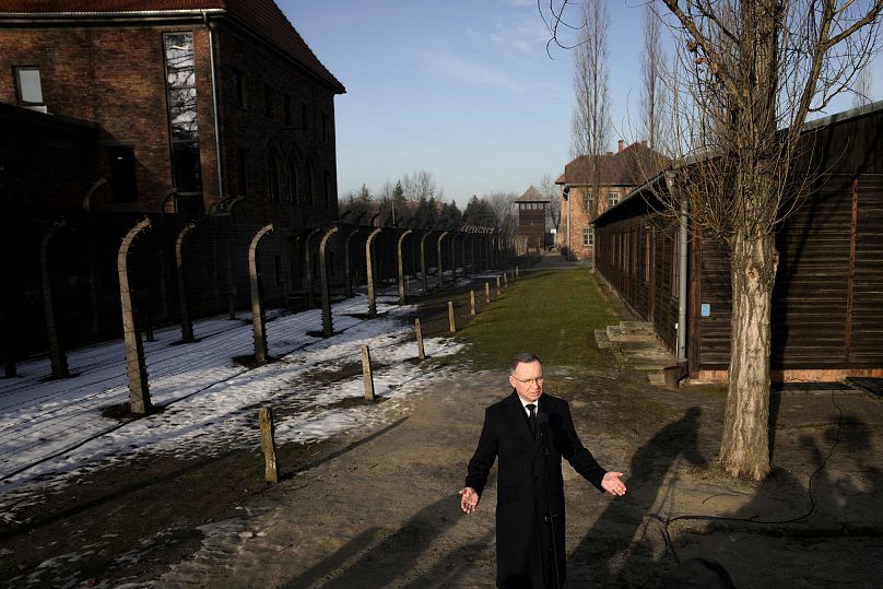 A lengyel államfő az auschwitzi megemlékezésen