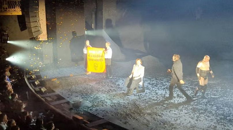 Sigourney Weaver getting interrupted at the Theatre Royal in Drury Lane