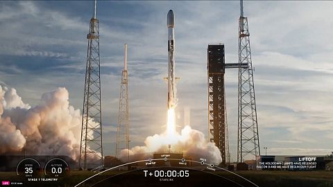 SpaceX satellites launch