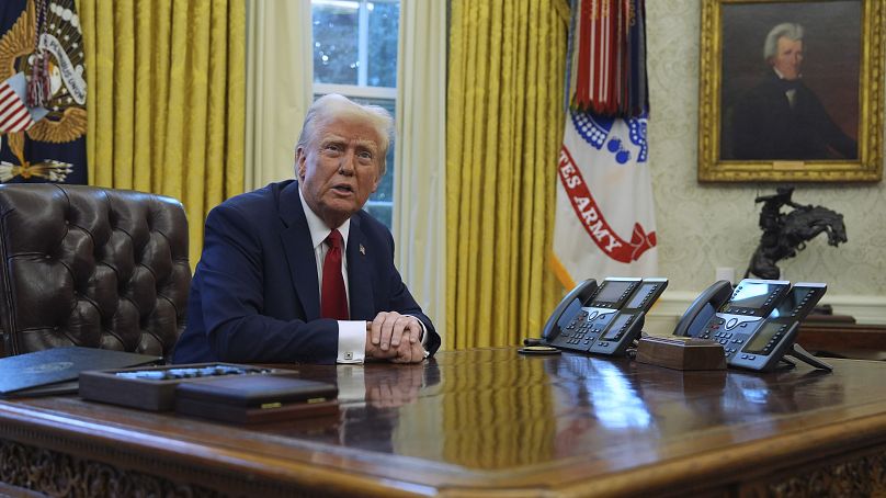 Donald Trump en la Oficina Oval de la Casa Blanca el 30 de enero de 2025.