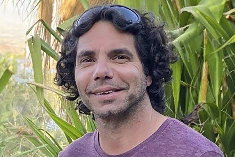 Cette photo non datée fournie par le Hostages Family Forum montre Ofer Kalderon, qui a été enlevé et emmené à Gaza le 7 octobre 2023.