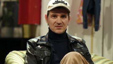 ARCHÍV: Hajdu Szabolcs rendező Branden Jacobs-Jenkins Gloria című színdarabjának próbáján a Radnóti Színház Tesla Loft termében 2019. március 4-én