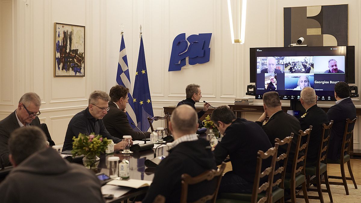 Σεισμοί στη Σαντορίνη: Προληπτικά μέτρα, συνεχής ενημέρωση από τους ειδικούς και εγρήγορση