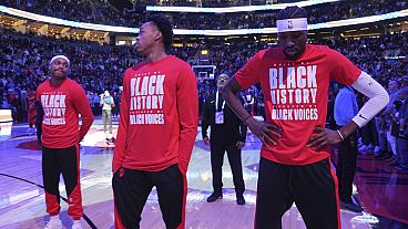 Toronto Raptors játékosok a Los Angeles Clippers elleni mérkőzés előtt 2025.02.02-án.  